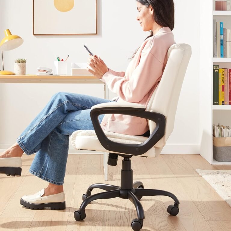 Amazon Basics Puresoft Chair